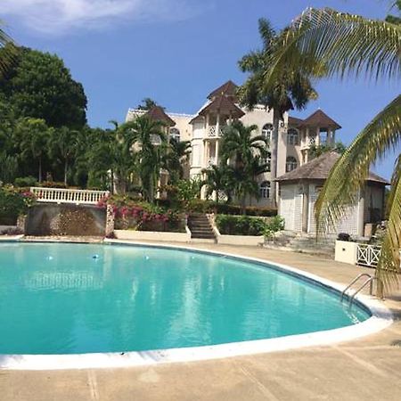 Sky Castles Apt J3 Ocho Rios Buitenkant foto