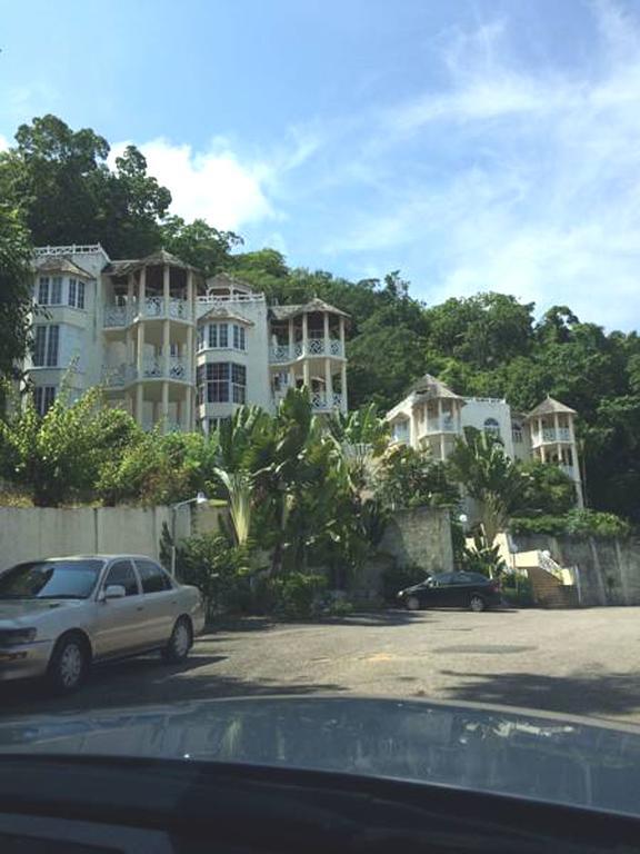 Sky Castles Apt J3 Ocho Rios Buitenkant foto